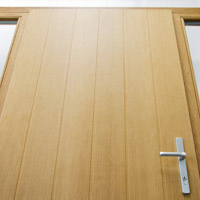 Nowy wzór drzwi drewnianych